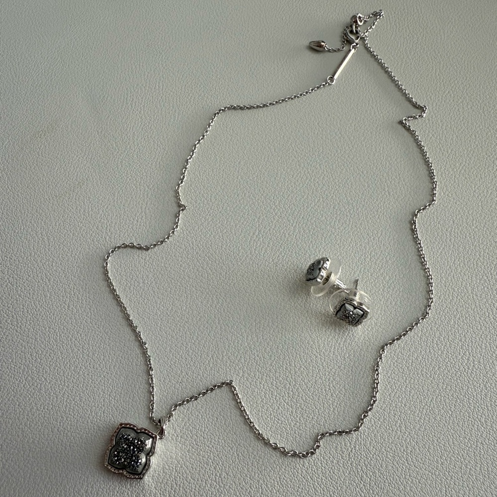 Kendra Scott Silver Necklace Set